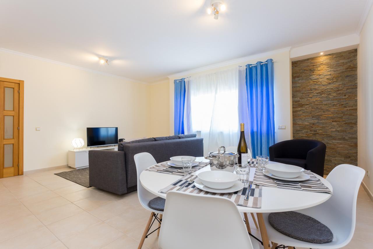 Pedros Apartment By Seewest Lagos Esterno foto