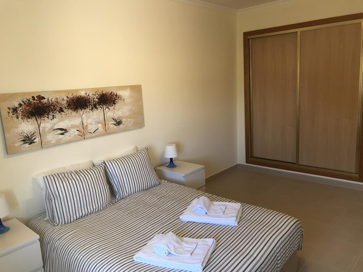 Pedros Apartment By Seewest Lagos Esterno foto