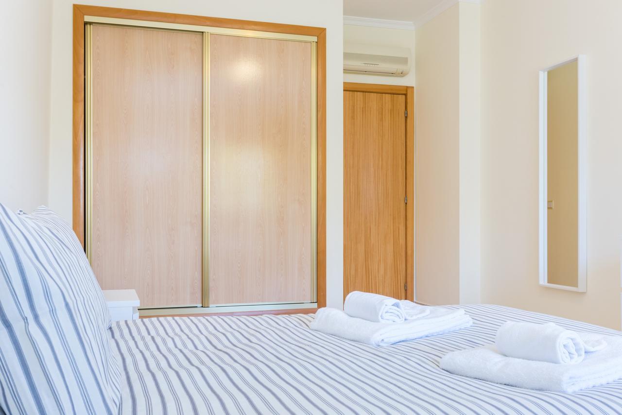 Pedros Apartment By Seewest Lagos Esterno foto