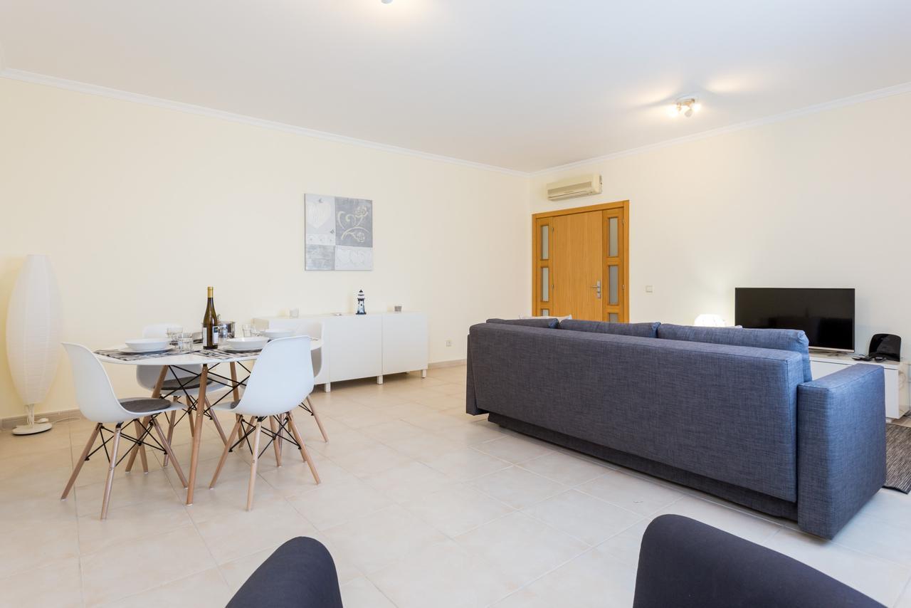 Pedros Apartment By Seewest Lagos Esterno foto